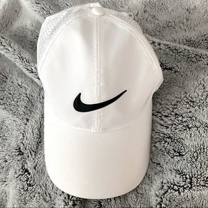 Nike Legacy91 Women’s Golf Hat